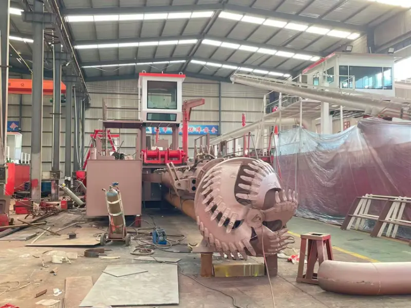 Small Dredging Sand Suction Dredger